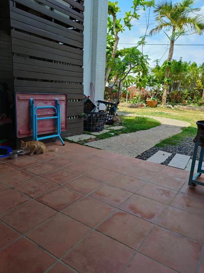 Julie'S Garden Apartment Hengchun Exterior photo